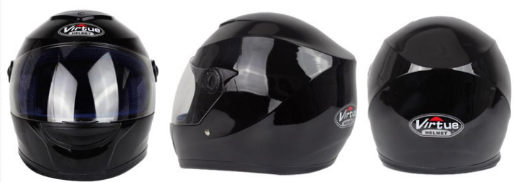 Motorcycle helmet with full face covering and anti-fog