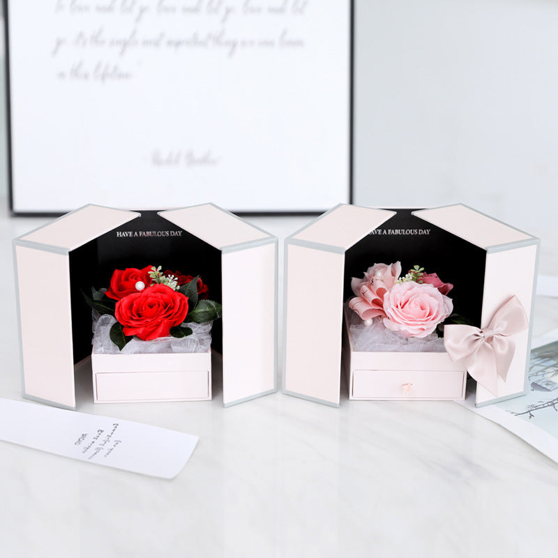 Valentine's Day decorated jewelry gift box