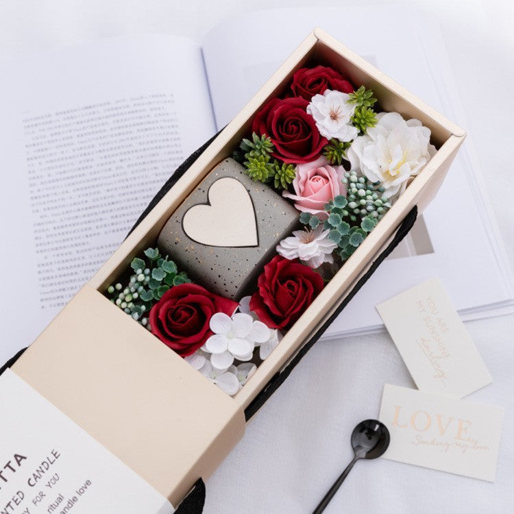Romantic scented candle flower gift box