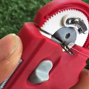 Automatic fishing hook