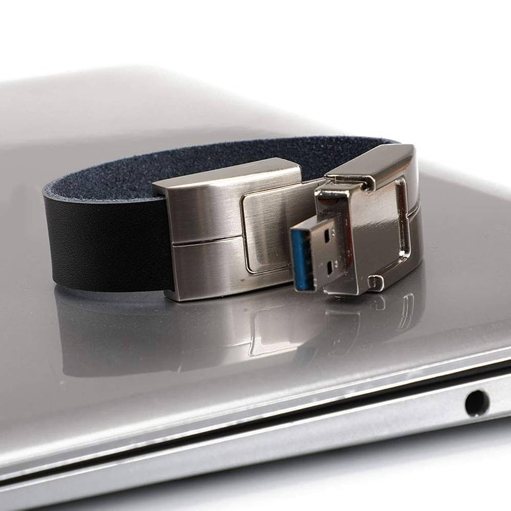 Leather bracelet with USB flash