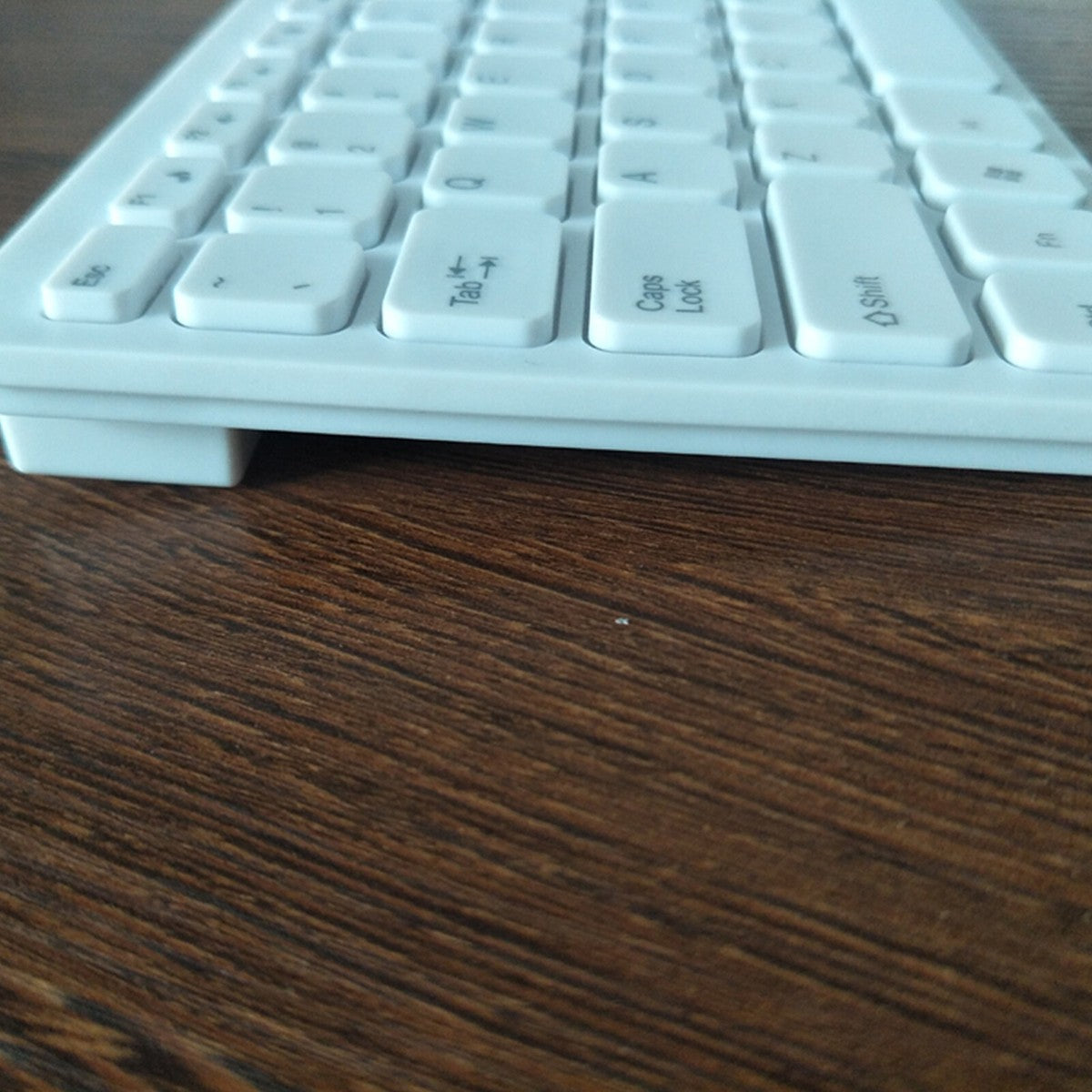 Wireless keyboard and mouse set