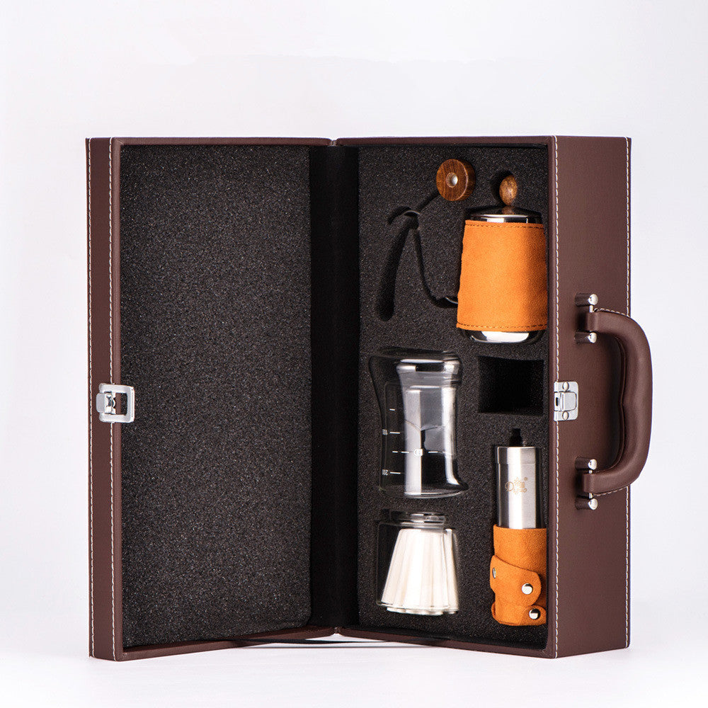 Portable coffee hand brew pot for travel