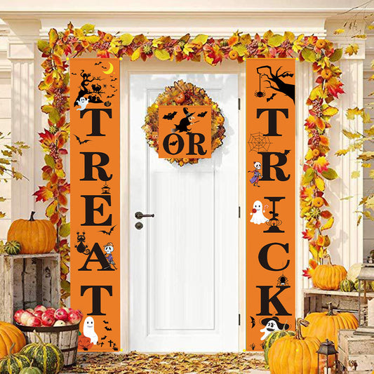 Halloween hanging banners couple