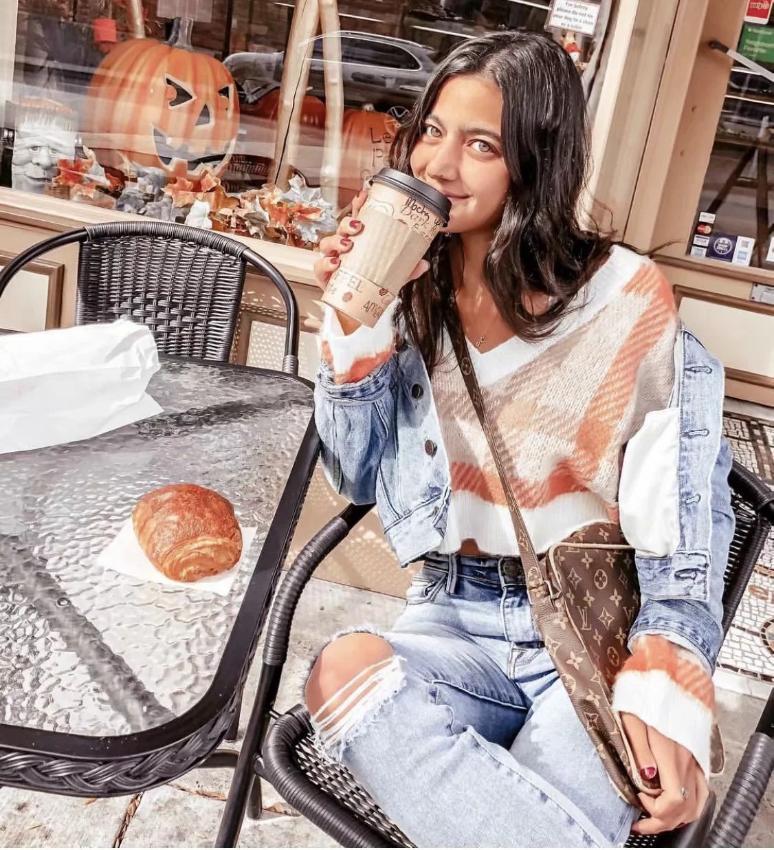 Girl V-neck Short Sweater Retro Check Girl Sweater