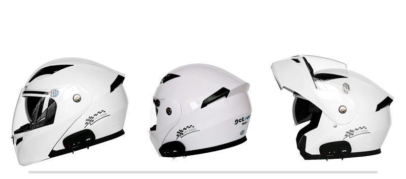 Motorcycle helmet with Bluetooth