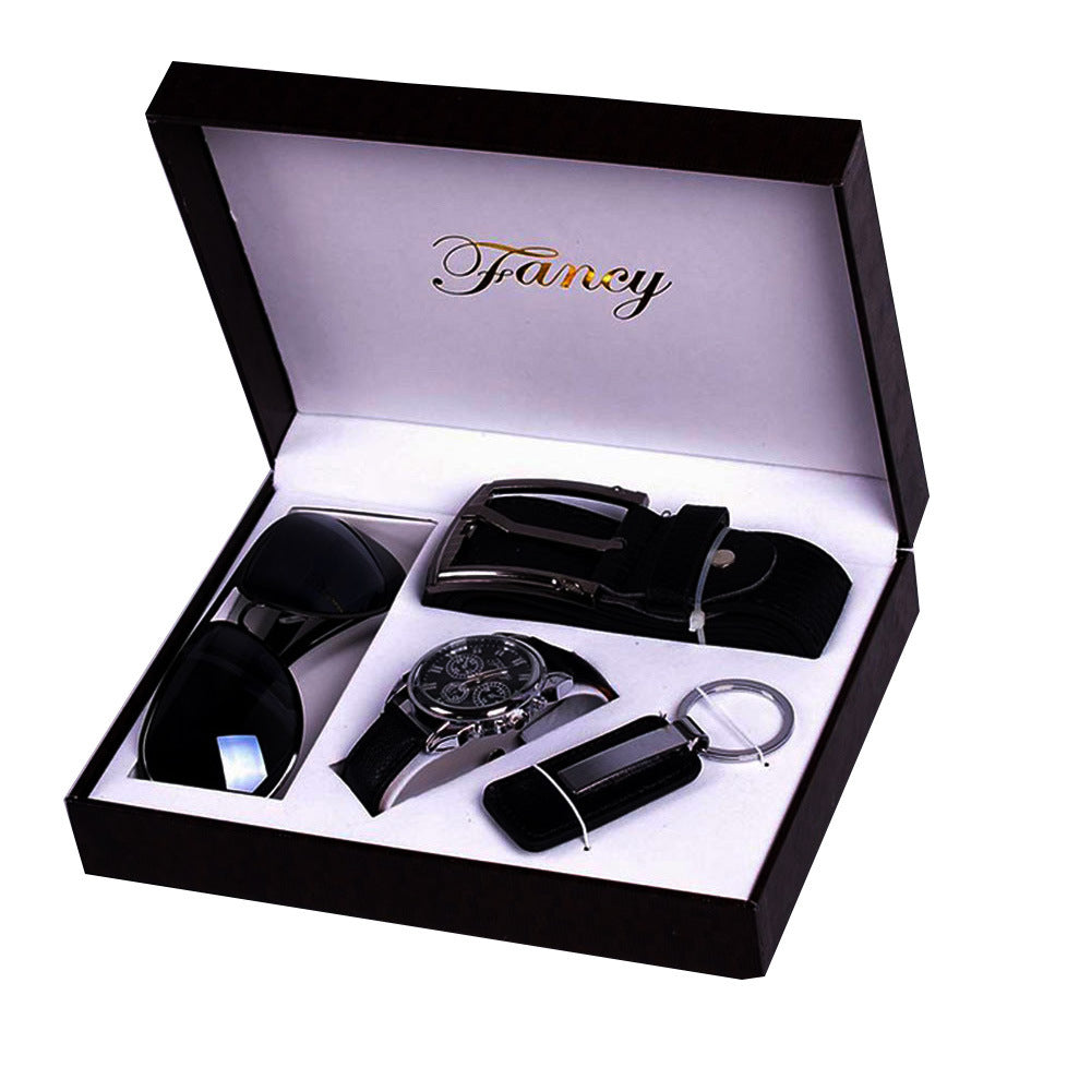 Elegant men’s accessory set