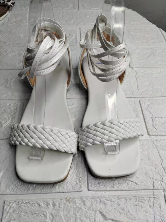 Lace-Up flat sandals for women