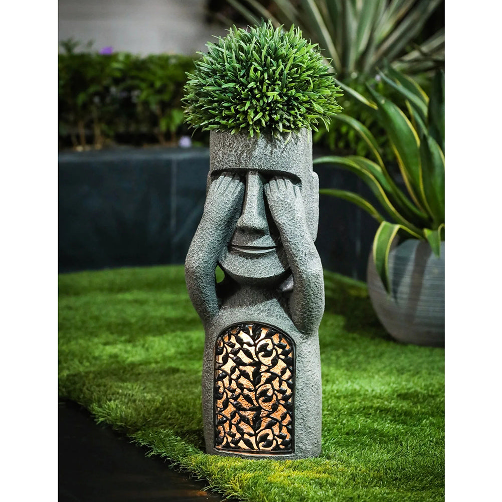 Garden decoration Moai statues