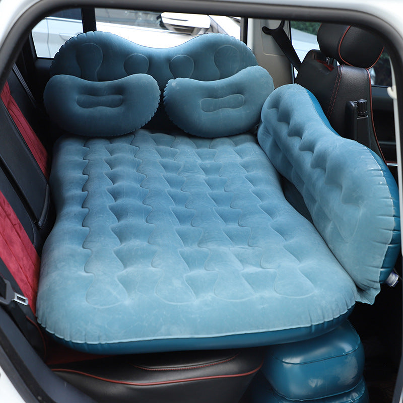 Inflatable camping mattress for cars