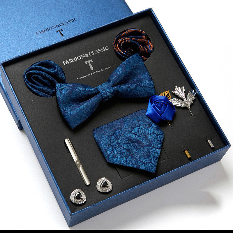 Luxury men’s suit accessory set