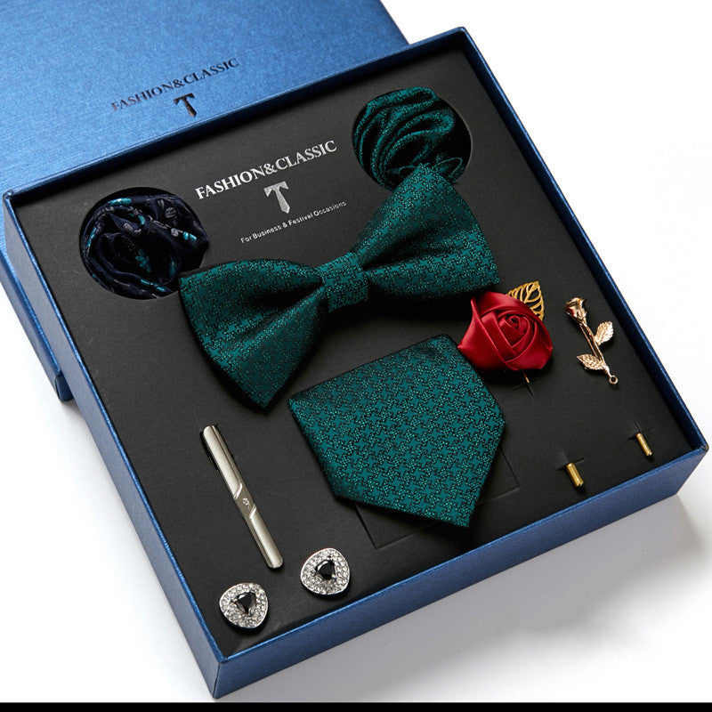 Luxury men’s suit accessory set