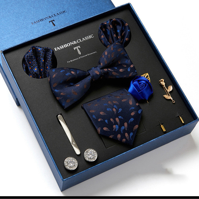 Luxury men’s suit accessory set