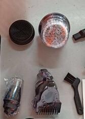 Electric shaver for men