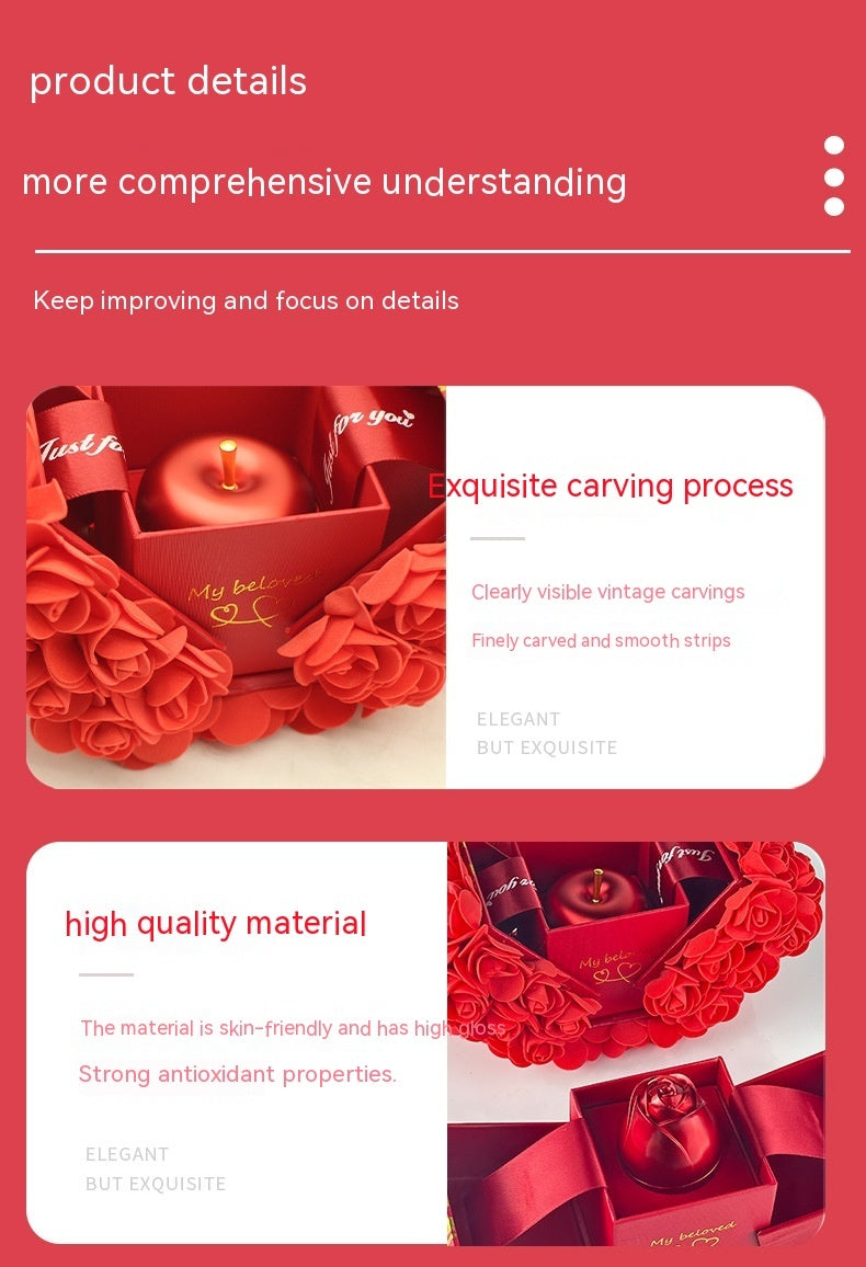 Rose heart gift box with necklace