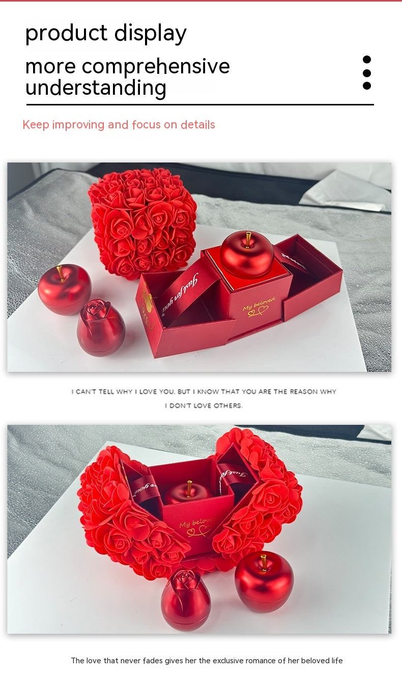 Rose heart gift box with necklace