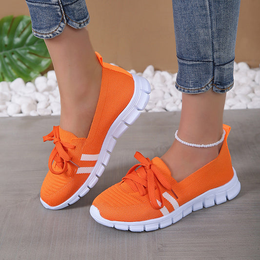 Walking sneakers for women