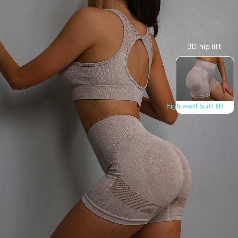 Breathable yoga suit