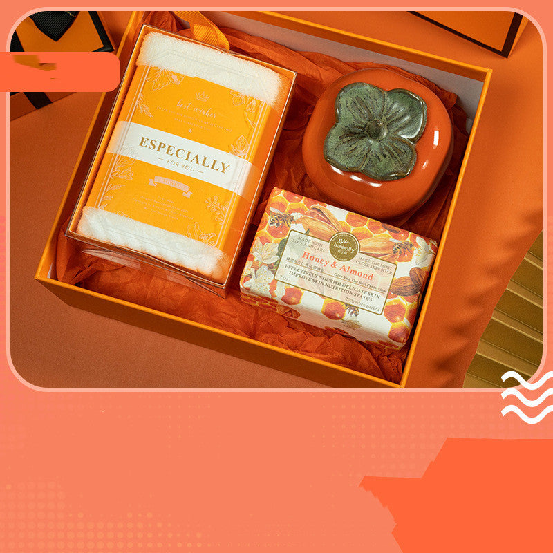 Premium gift set for newly married couple