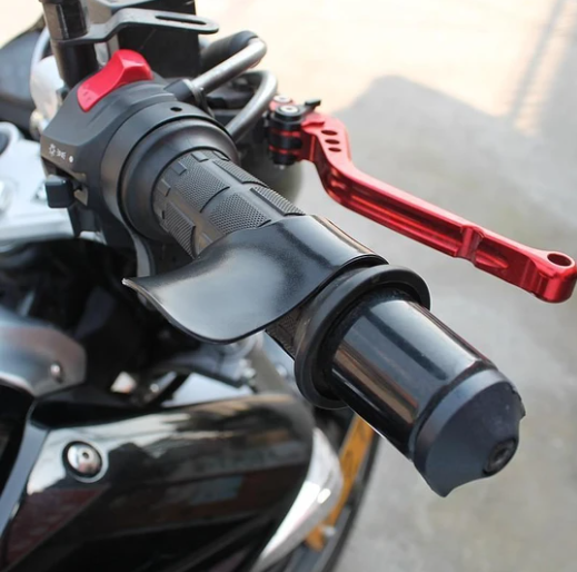 Handlebar throttle assist for motorcycles