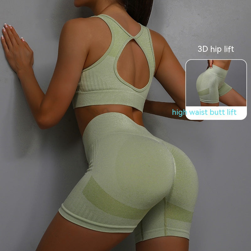 Breathable yoga suit