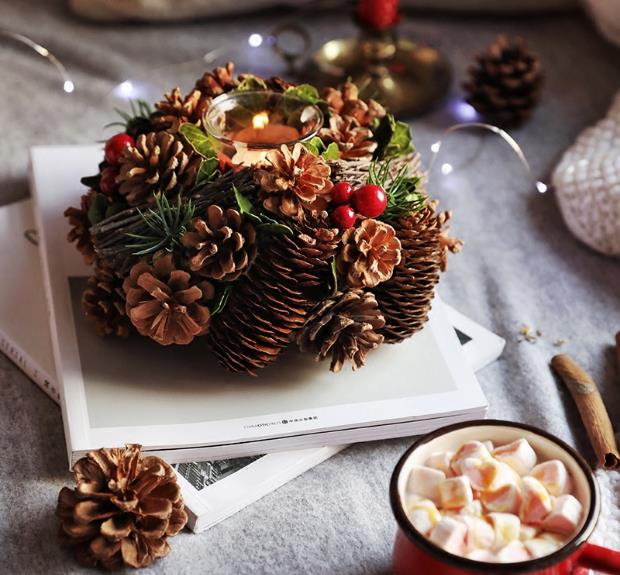 Christmas wreath with candle holder