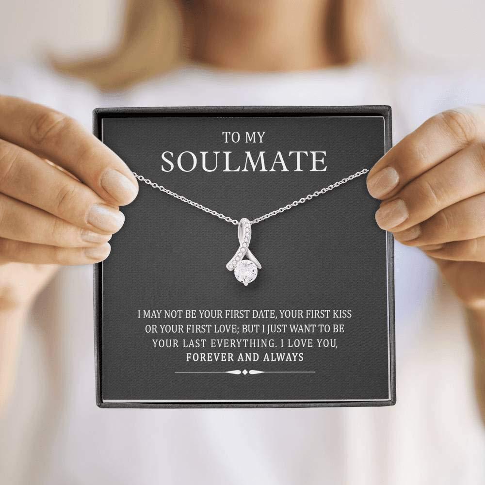 Soulmate necklace gift box