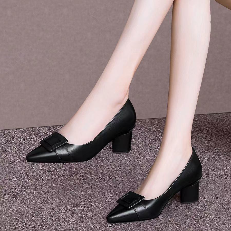 Genuine leather shoes for women