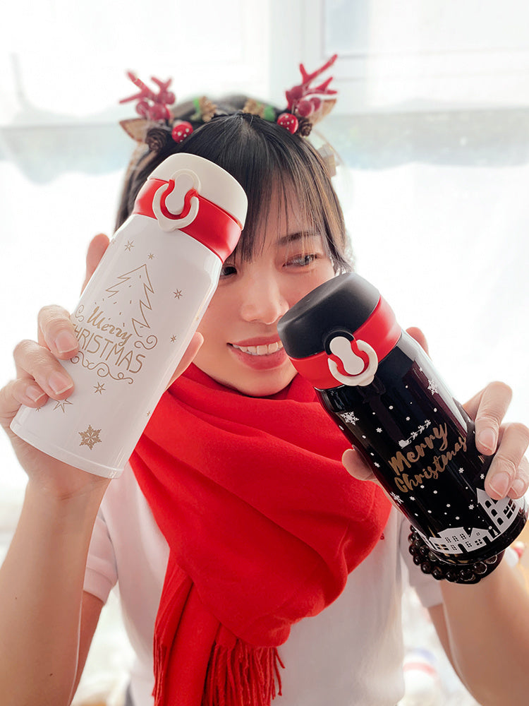 Cozy couple Christmas gift set with mugs and blanket