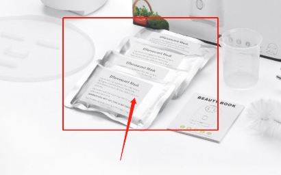 Machine for homemade facial mask