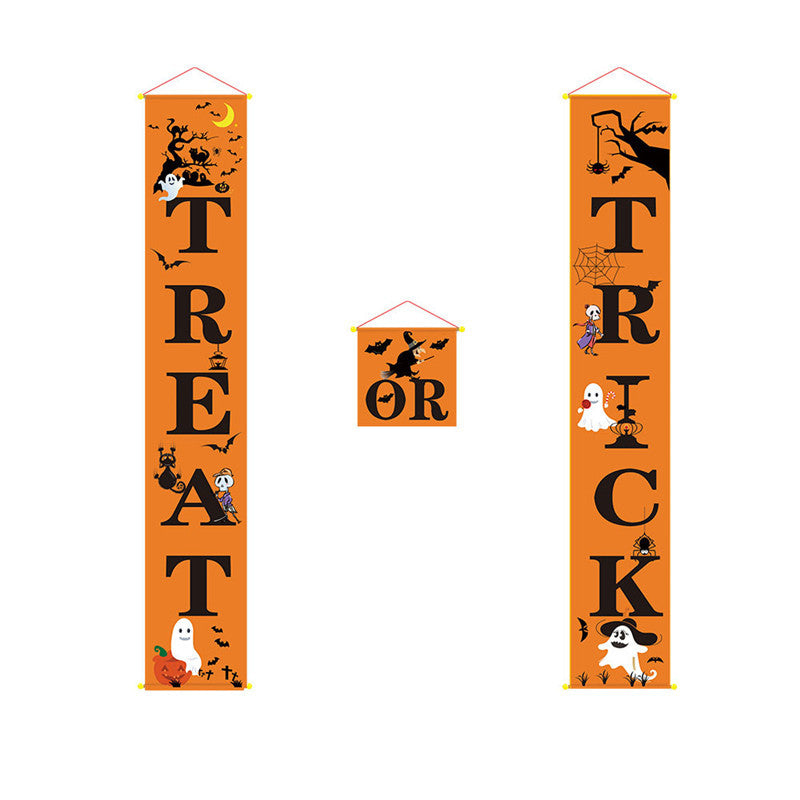 Halloween hanging banners couple