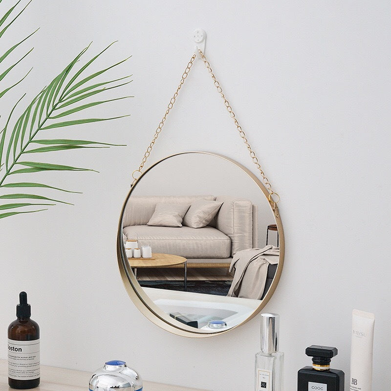 Round hanging mirror