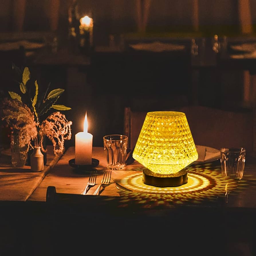 Dimmable night lamp with sensor