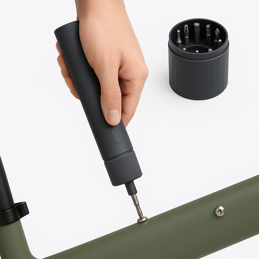 Small cordless screwdriver