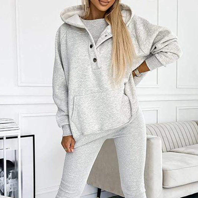 Women sports suit with hoodie