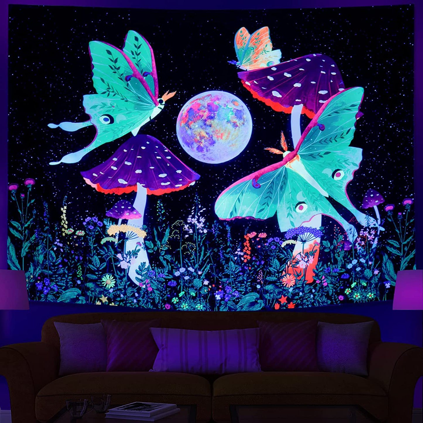 Wall decor with blacklight UV reactive