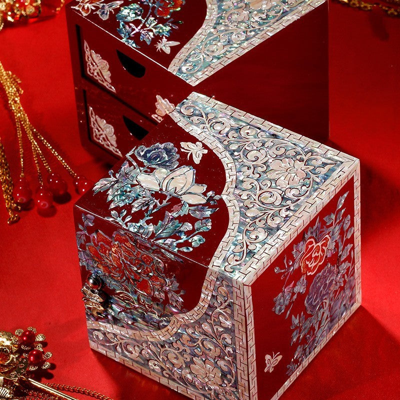 Jewelry organizer box