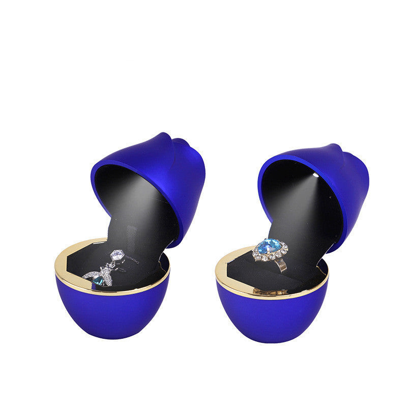 Rose shaped small jewelry box