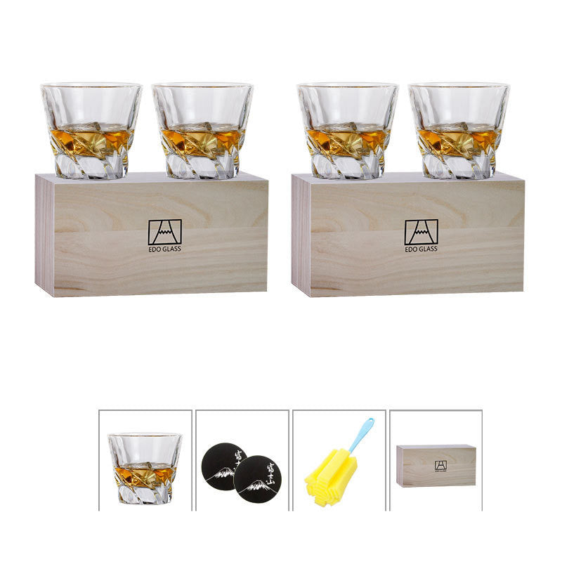 Whiskey glass set in wooden box