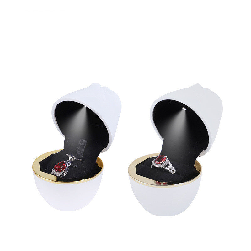 Rose shaped small jewelry box