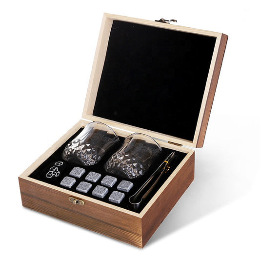 Whiskey glass gift set