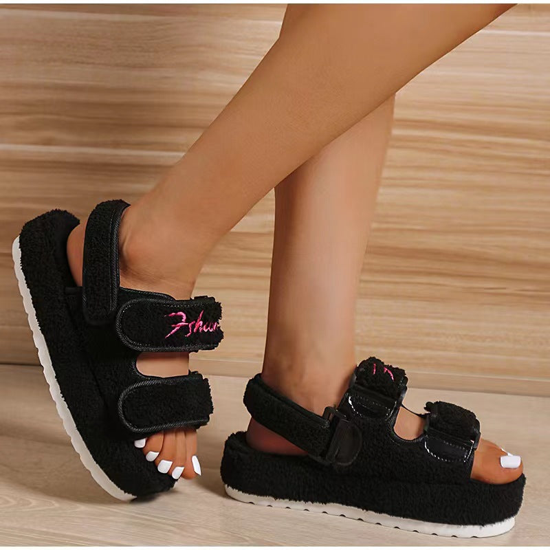 Women plush sandals
