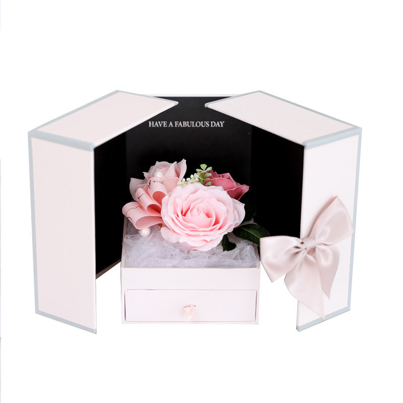 Valentine's Day decorated jewelry gift box