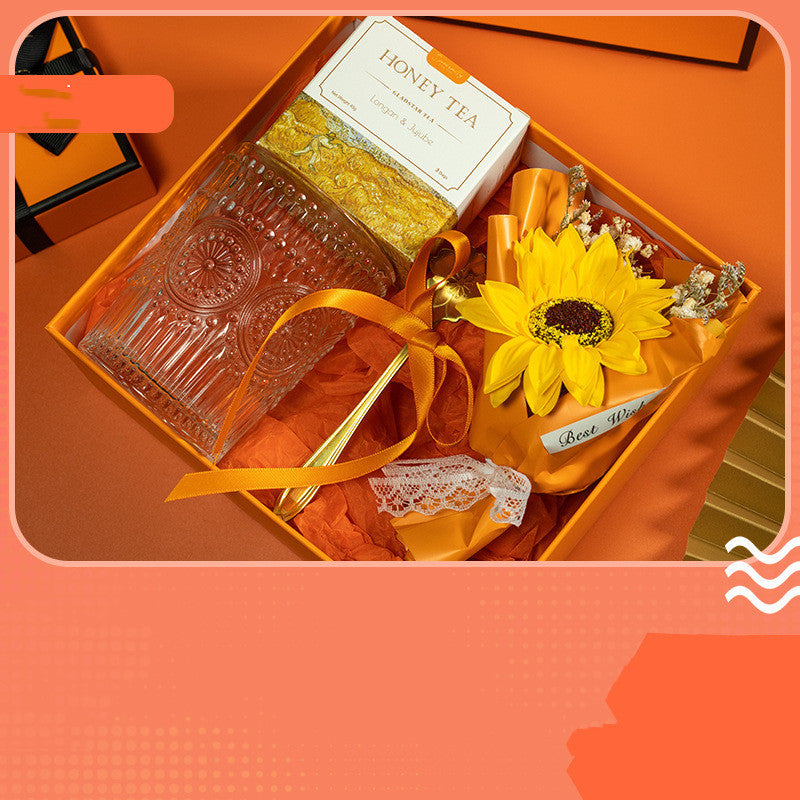 Premium gift set for newly married couple