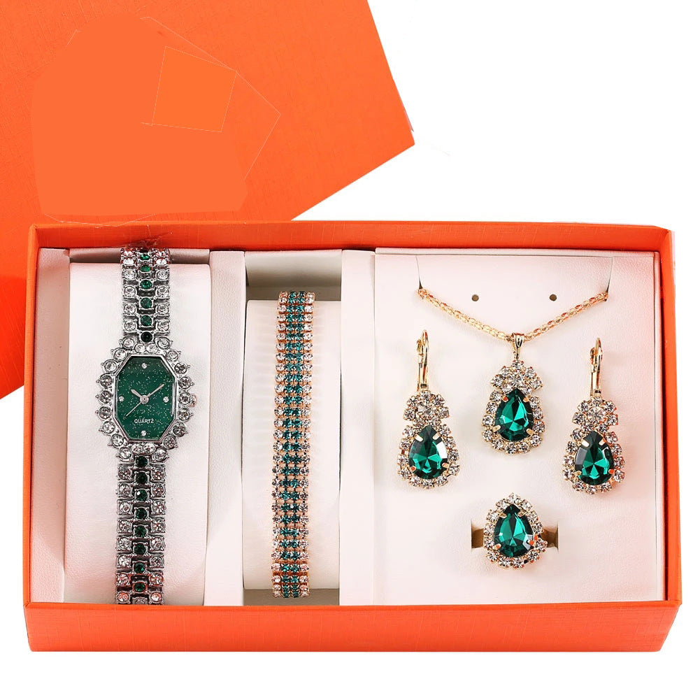 Women’s watch and jewelry gift set