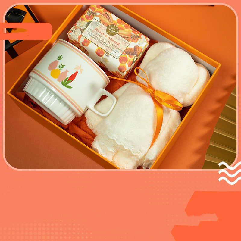 Premium gift set for newly married couple